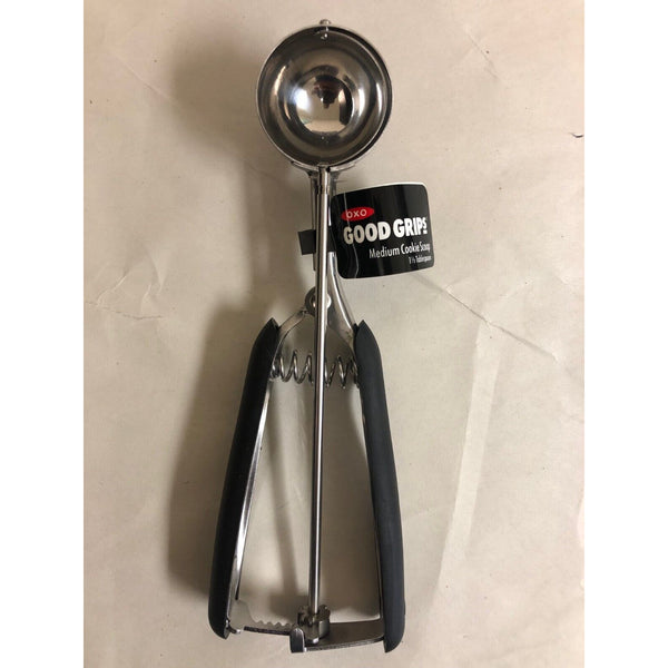 OXO Good Grips Medium Stainless Steeel 2 ¾"-Diameter Cookie Scoop